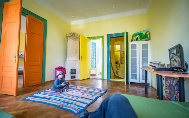 Mountain Tale - Hostel