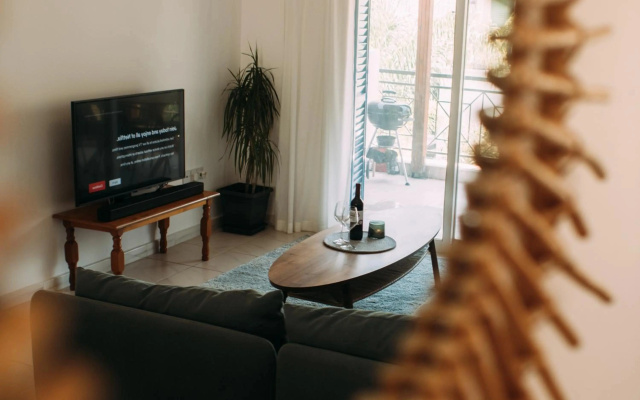 The Salnik Beach Apartment