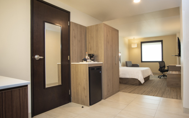 Holiday Inn Express Guadalajara Iteso by IHG