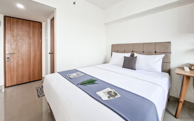 Compact White Studio At Cisauk Point Apartment