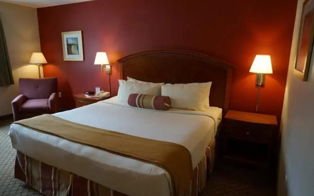Riverside Hotel