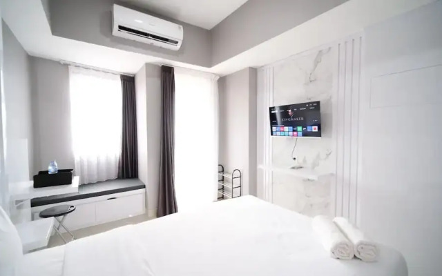 Nice And Comfy Studio Grand Dharmahusada Lagoon Apartment