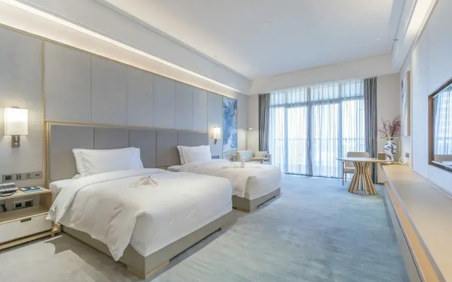 Qianhuazhou Hotel