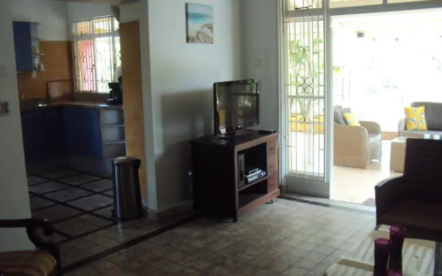 Annida's Apartments