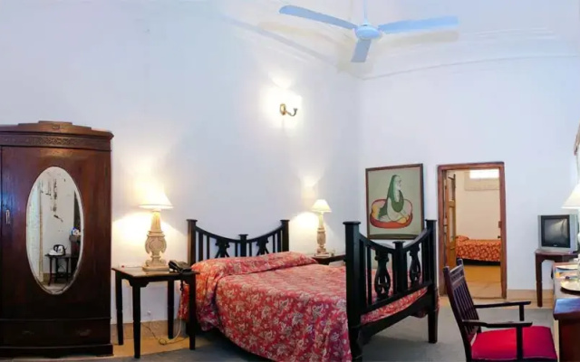 Baradari Palace