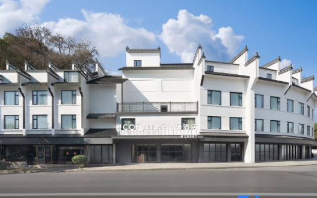 Liyi Hotel (Jingdezhen Taoxichuan Yuyao Scenic Area Branch)