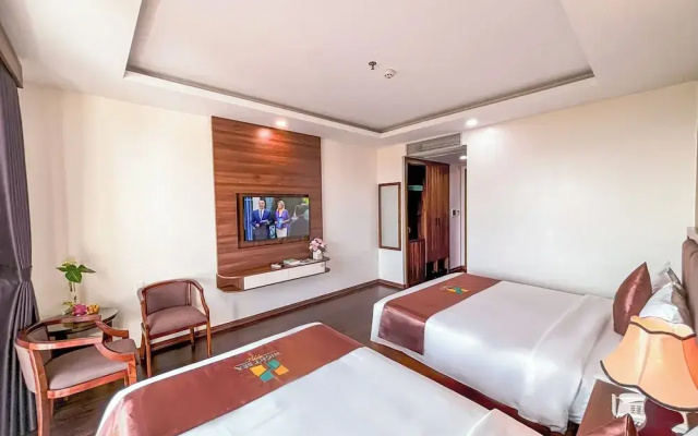 Night Sea Hotel