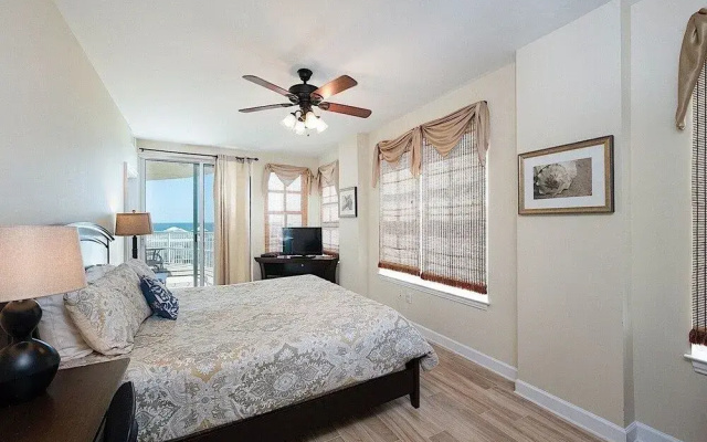 Indies 304 Condo