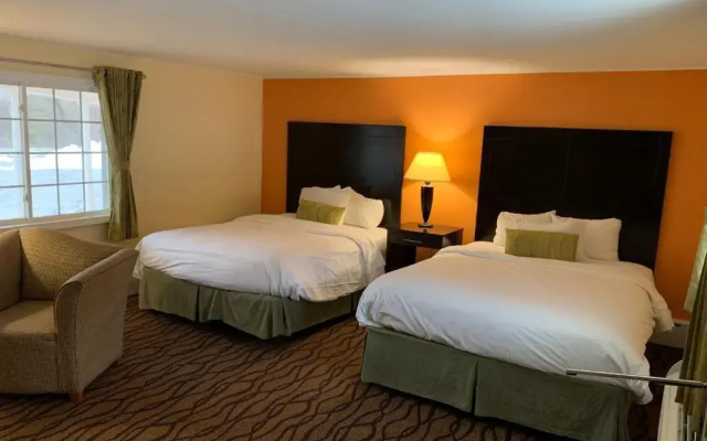 Four Winds Country Motel
