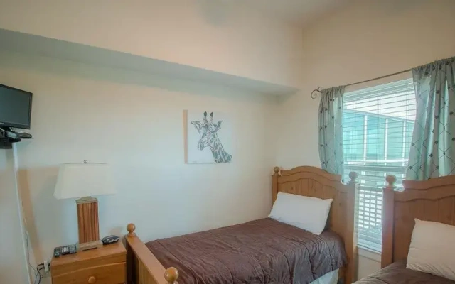 Legacy II 1404 Penthouse