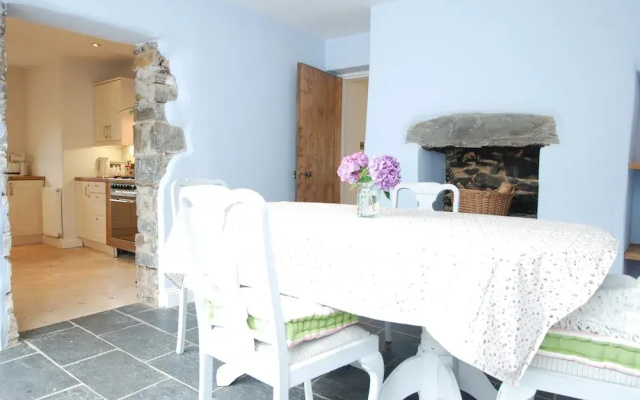Copthorne Cottage