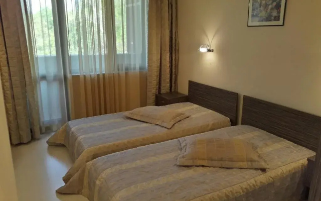 Hotel Prestige