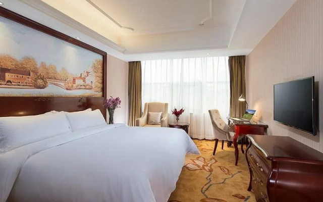 Vienna Hotel Shenzhen Shuiku New Village