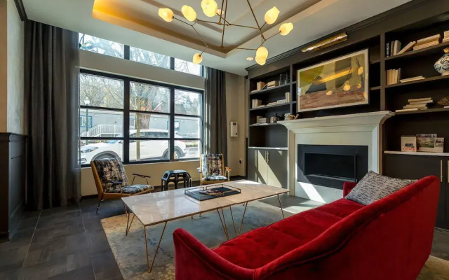 Market Street Condos by Barsala