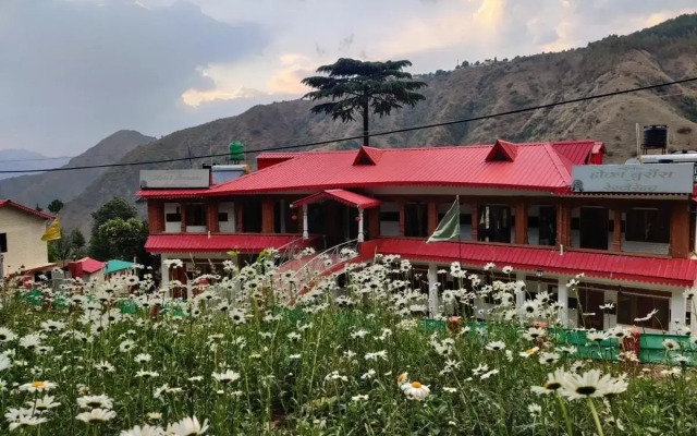 Hotel Burans And Restaurant