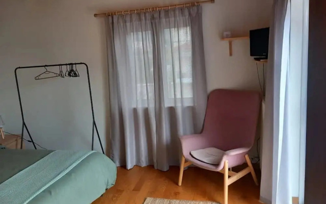 Pavlos Loft Apartment - Leontari Garden Escape