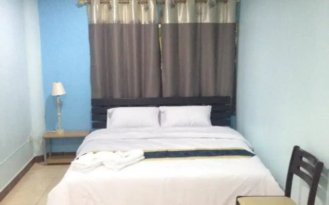 Zhong Hua Inn