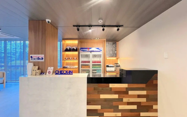 Kokotel Cebu Adira