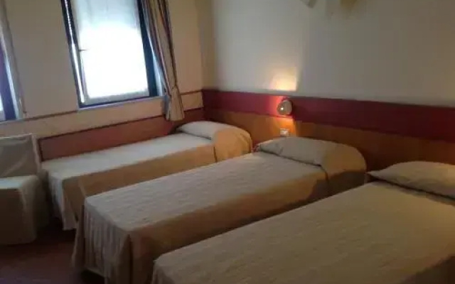 Hotel Roma