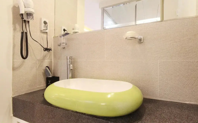 Denbastar Hotel in Daeyeon-dong Busan