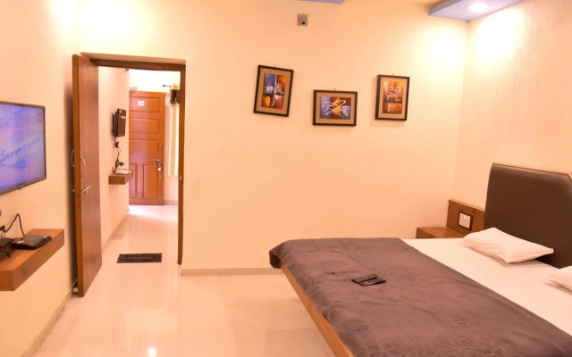 Hotel Mamta Palace, 500 meters from nakki lake