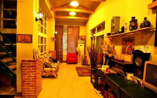 Qingdao 798 International Hostel Haifeng Branch