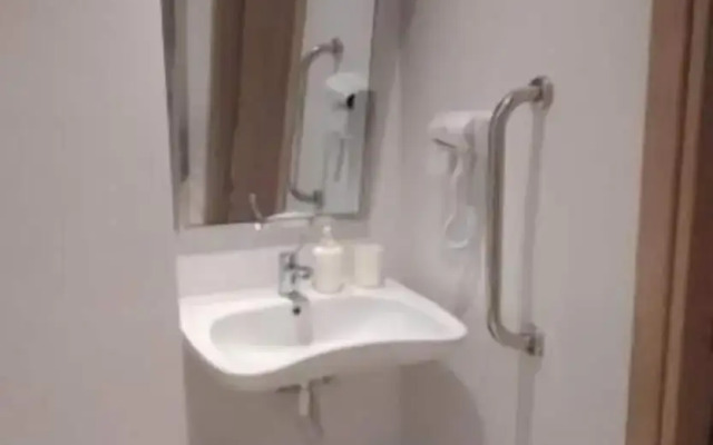 Gallery Suites & Residences