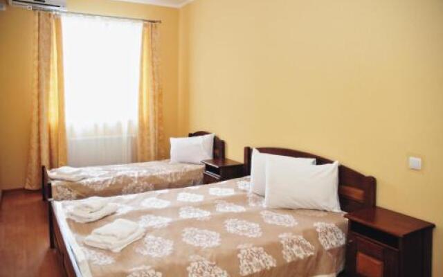 Гостиница Etna Hotel Украина, Львов - 8 отзывов об отеле, цены и фото номеров - забронировать гостиницу Etna Hotel онлайн вид на фасад