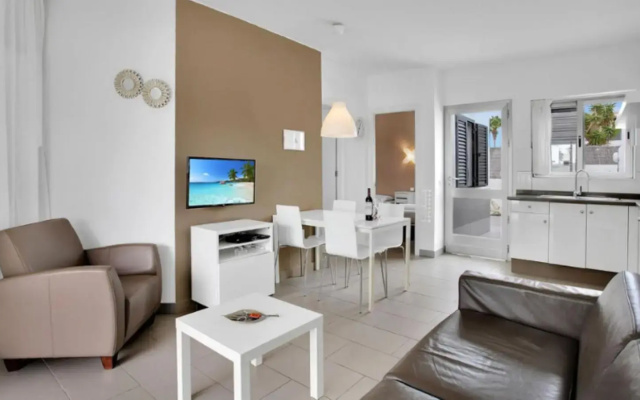Apartamentos Livvo Mar Azul