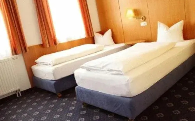 Hotel Servus Europa Suben