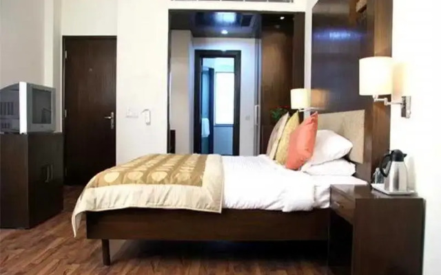 Dolphinn Grand