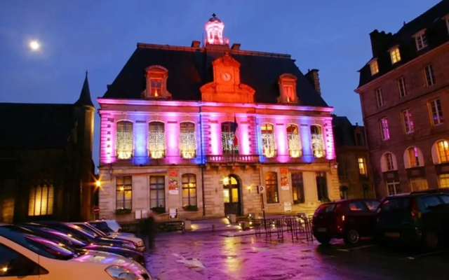 hotelImage
