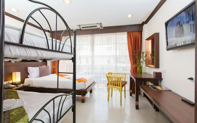 Marina Boutique Suites