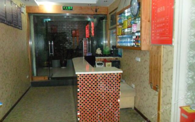 Chongqi Hostel интерьер отеля