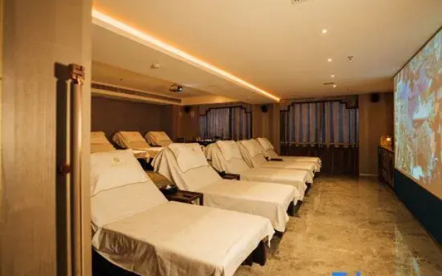 Shishi Carnival Hotel