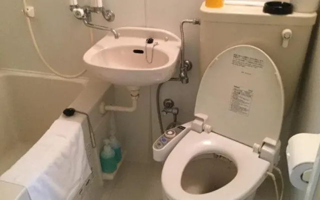 Orange Hotel