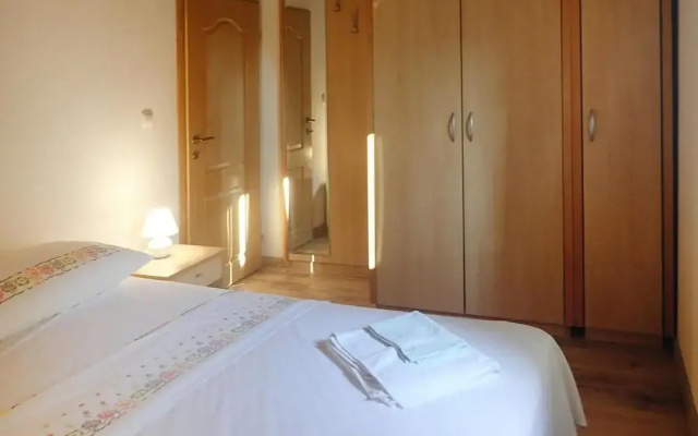 Apartment in Jusupi Near Mala Paklenica Park
