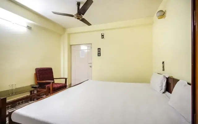 The Hotel Park by OYO Rooms