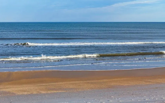 Seashell - Three Bedroom Home