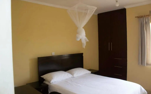 Chrinas Guest House