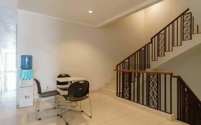 KoolKost Syariah near Jalan Gatot Subroto 2