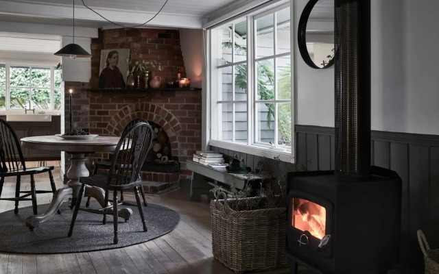 Phoebe's Cottage