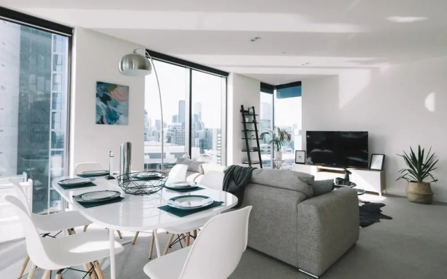 Experience Waterfront Luxury with Views