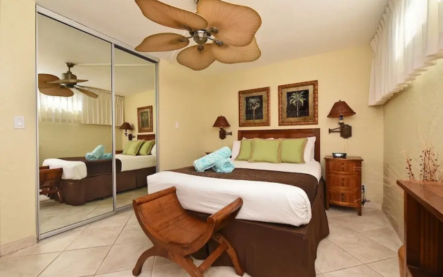Papakea #a109 1 Bedroom Condo by RedAwning
