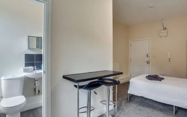 Cosy Apartment in Coventry Near Coventry University