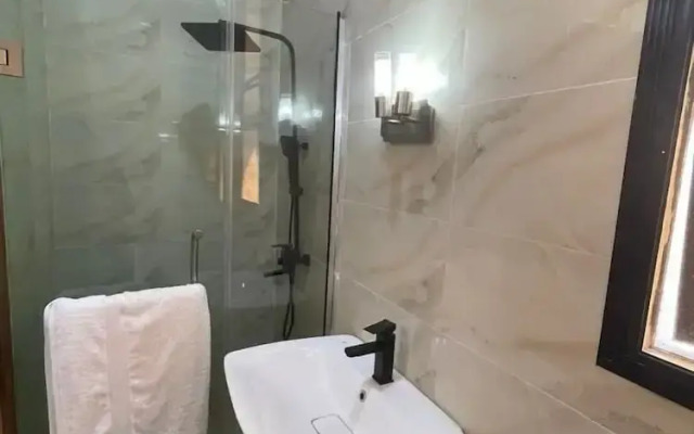 Spacious 2-bedroom apartment