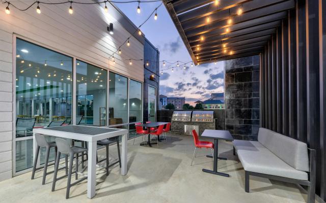 Home2 Suites by Hilton Paris