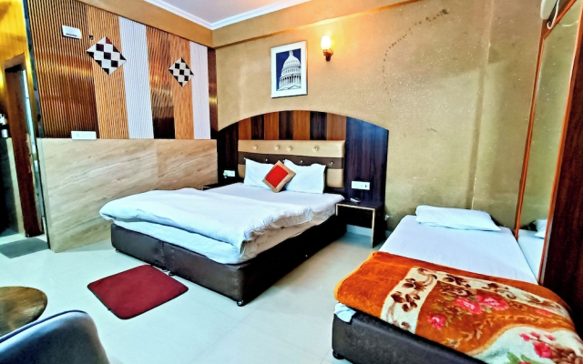 Hotel Krishna Regency - near ISCKON
