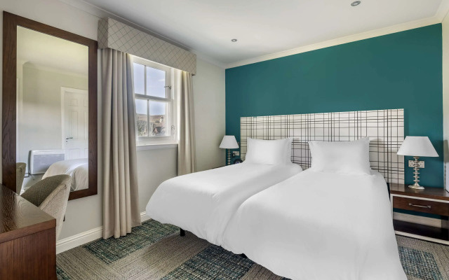 The Kenmore Club