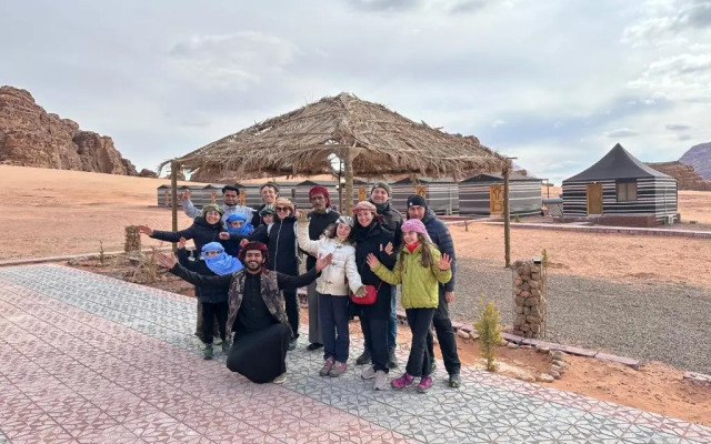 Nael Panoramic Camp